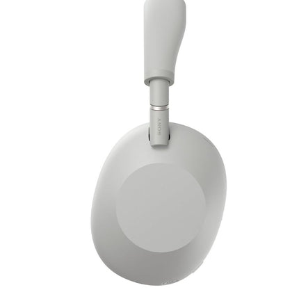 Sony WH-1000XM6, platinum silver, side view earcup detail
